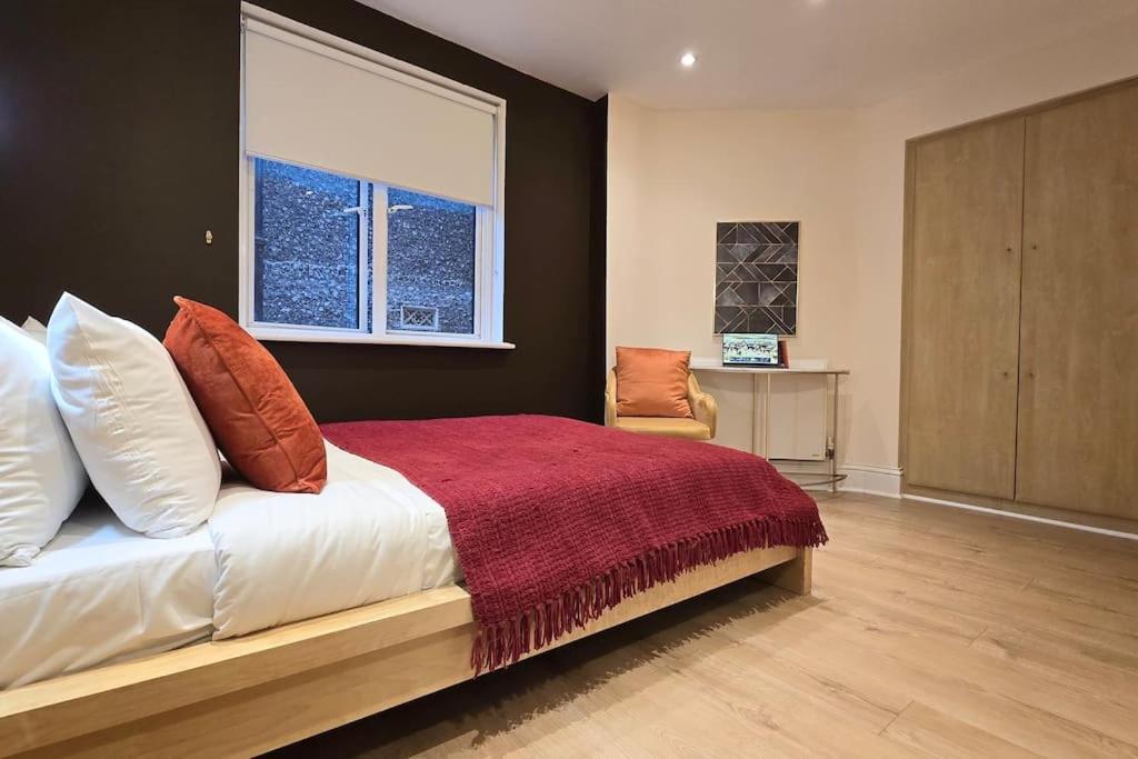 Cosy Flat Next To Hyde Park Paddington London